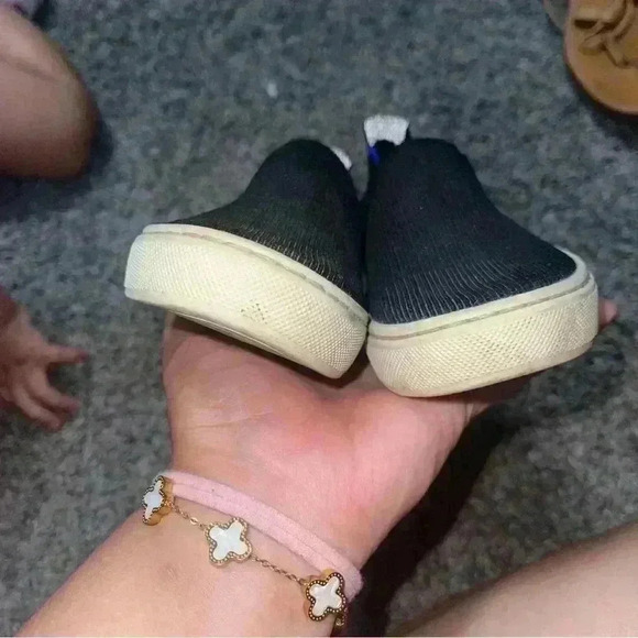 Rothy’s The Kids Black Slip On Sneaker Sz K10 - Picture 9 of 9